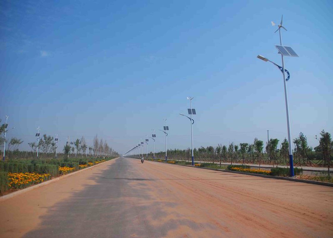 Main Road 20w Wind Solar Hybrid Street Light , Solar And Wind Hybrid Power Systems